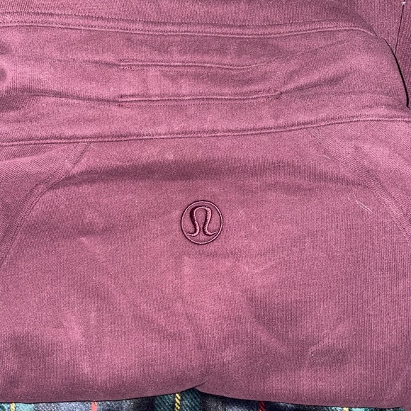 Size 6 lululemon sweater - Picture 3 of 3